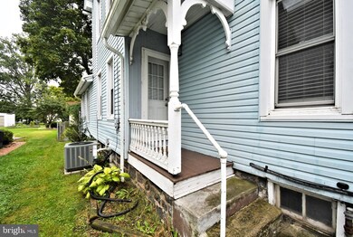 203 N Hellertown Ave, Quakertown, PA 18951 - photo 4