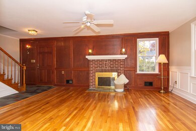 24 Evans Ave, Lutherville Timonium, MD 21093 - photo 4