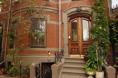 39 E Concord St unit B, Boston, MA 02118 - photo 2