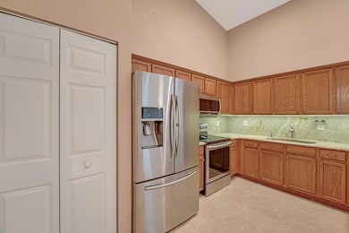 8491 Logia Cir, Boynton Beach, FL 33472 - photo 2