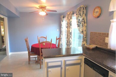 13500 Ivy Way, Bowie, MD 20715 - photo 3