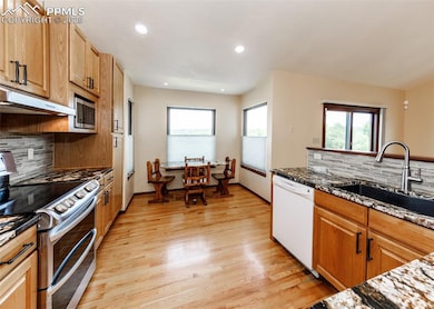 17908 New London Rd, Monument, CO 80132 - photo 6