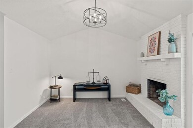 5555 Meadow Height Dr, Shawnee, KS 66226 - photo 6