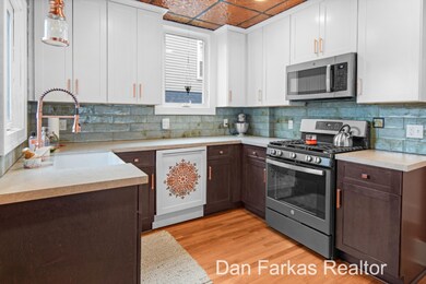 1936 Union Ave0009