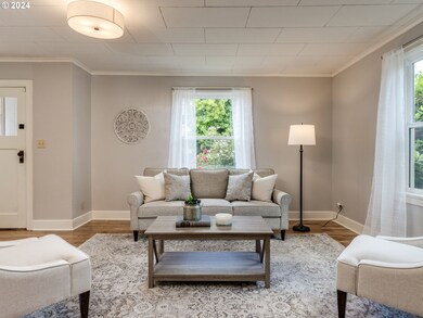 200 W 2nd St, Newberg, OR 97132 - photo 7