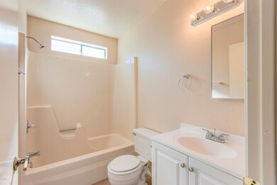 18424 N 32nd Ln, Phoenix, AZ 85053 - photo 7