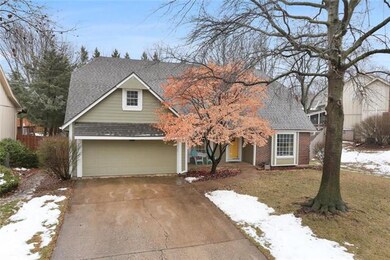 10465 Caenen Lake Rd, Lenexa, KS 66215 - photo 3