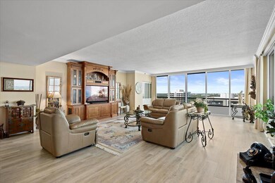 Lake Point Tower unit 2156, North Palm Beach, FL 33408 - photo 5