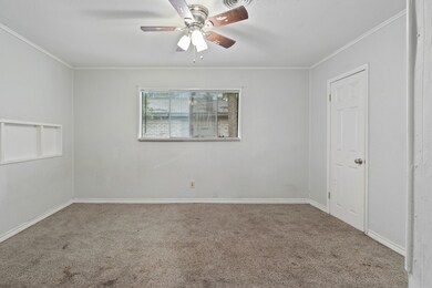 1122 Glen Echo Dr, Houston, TX 77088 - photo 5