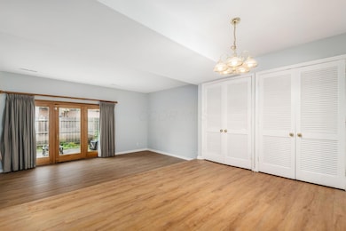 2785 Chateau Cir unit 69, Columbus, OH 43221 - photo 4