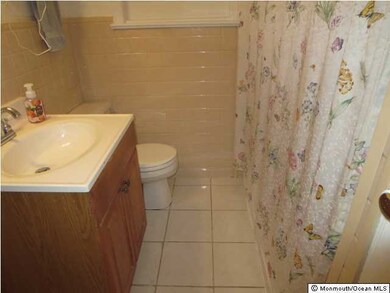 24 Elizabeth Pkwy, Eatontown, NJ 07724 - photo 6