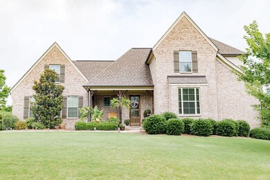 306 Lakes Dr N, Oxford, MS 38655 - photo 2