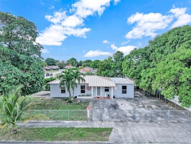 4020 E 10th Ave, Hialeah, FL 33013 - photo 2