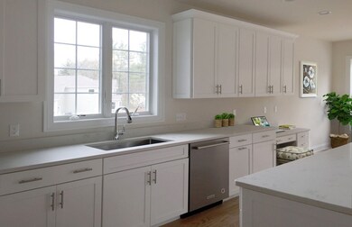 36 Woodlot Dr, Milton, MA 02186 - photo 7