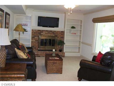 Den/Family/Great Room - Large Family Room with gre