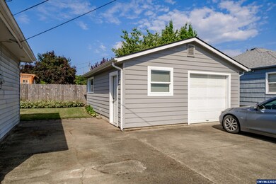 1203 Queen Ave SW, Albany, OR 97321 - photo 5
