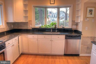 922 Boucher Ave, Annapolis, MD 21403 - photo 5