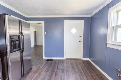 1101 W 1st St, Anderson, IN 46016 - photo 7