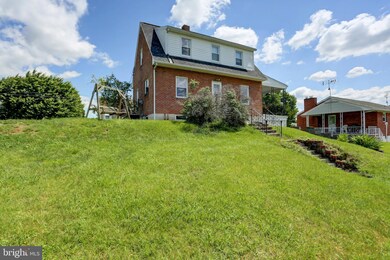 314 Fairmount Ave, Waynesboro, PA 17268 - photo 4