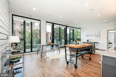 Chapman Stables unit 225, Washington, DC 20001 - photo 5