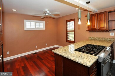 913 44th St NE, Washington, DC 20019 - photo 7