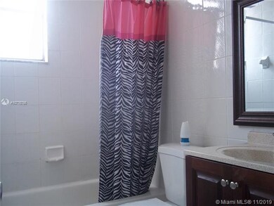 4380 W 10th Ln unit 61, Hialeah, FL 33012 - photo 4