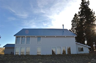 59633 Jasper Place, Bend, OR 97702 - photo 2