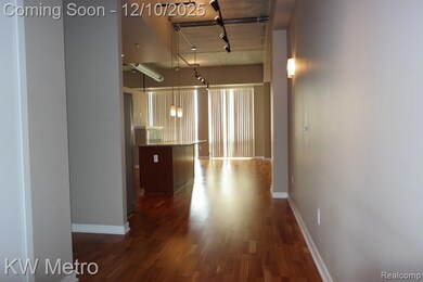 Main North unit 502, Royal Oak, MI 48067 - photo 5