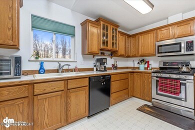 10-Kitchen 20240419-DW-8391