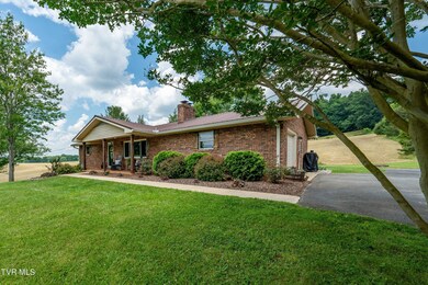 674 Snapp Bridge Rd (18 of 63)
