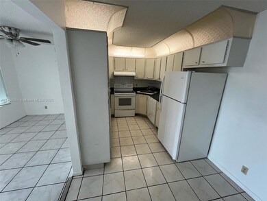 1001 Green Pine Blvd unit 82, West Palm Beach, FL 33409 - photo 4