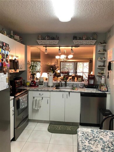 Weldon at Kings Point unit 312, Fort Lauderdale, FL 33321 - photo 7