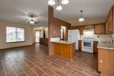 704 S Longbranch Dr, Maize, KS 67101 - photo 4