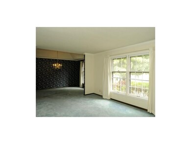 10316 Oakmont St, Lenexa, KS 66215 - photo 5