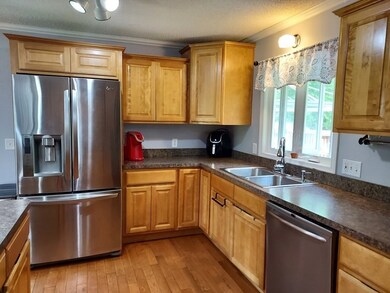 118 Strong Rd, Southampton, MA 01073 - photo 6