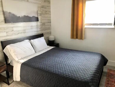 5909 Bolm Rd unit 12, Austin, TX 78721 - photo 2