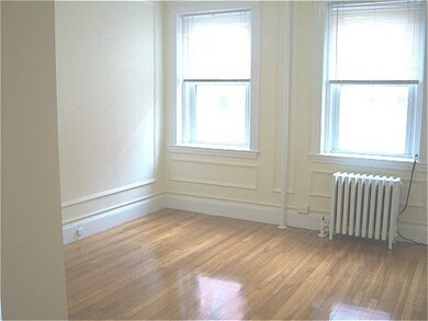 203-205 Winthrop Rd unit 2, Brookline, MA 02445 - photo 6