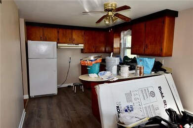 42 Foster St, Pawtucket, RI 02861 - photo 7