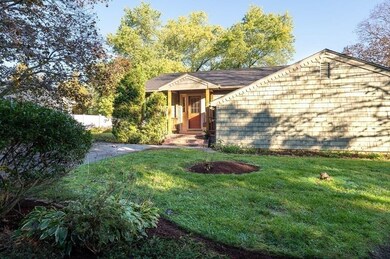 9 Maple Cir, Westborough, MA 01581 - photo 4