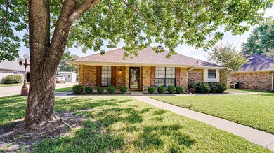 2500 St Andrews Dr, Ennis, TX 75119 - photo 5