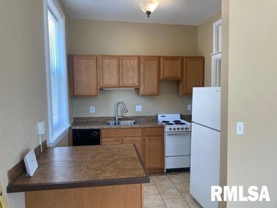 1111 N Perry St, Davenport, IA 52803 - photo 5