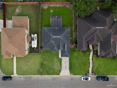 836 N 7 1 2 St, Alamo, TX 78516 - photo 6