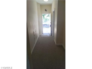 Foyer - 1st level entry hall