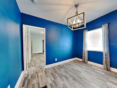 119 W Keyes Ave, Tampa, FL 33602 - photo 2