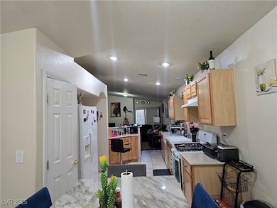 2771 Alderly Ridge Ave, North Las Vegas, NV 89081 - photo 7