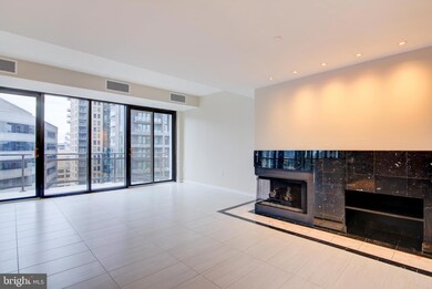 The Atrium unit 1321, Arlington, VA 22209 - photo 3