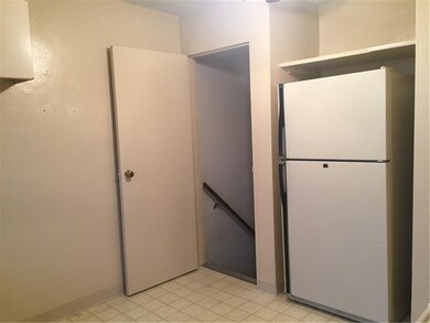 Kitchen - access to lower level