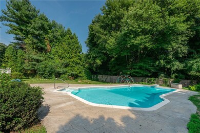 29 Arrowhead Way, Warwick, RI 02886 - photo 7