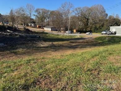 409 N Post Rd, Shelby, NC 28150 - photo 2