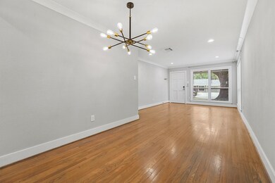 4614 Carleen Rd, Houston, TX 77092 - photo 6